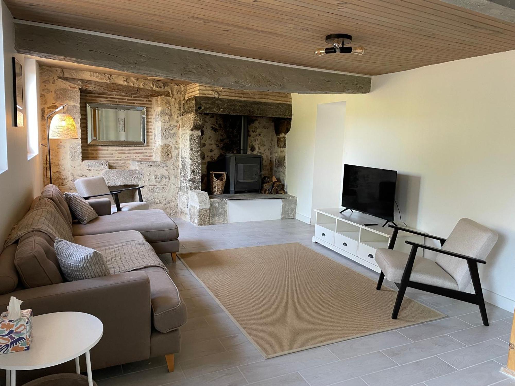 Gites De Verger, Stylish Self Catering Cottages In Sos Exterior photo
